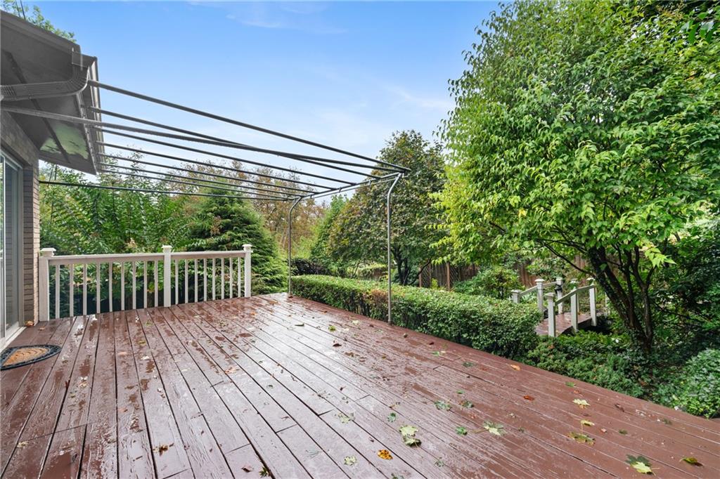 500 Allenby Avenue Pittsburgh, PA 15218 - Photo 25 of 35 a view of a wooden deck