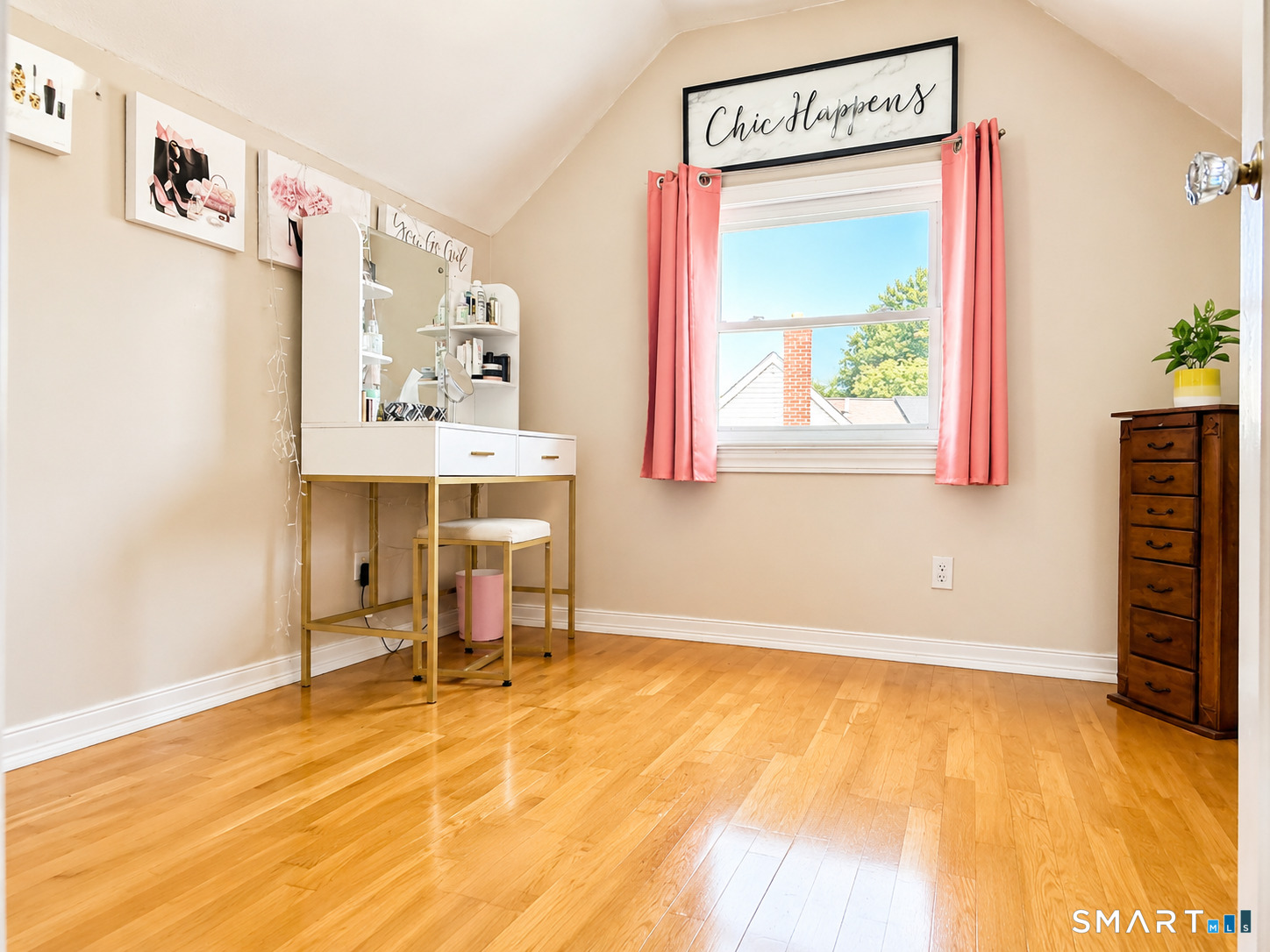 33 Salem Road East Hartford, CT 06118 - Photo 15 of 24