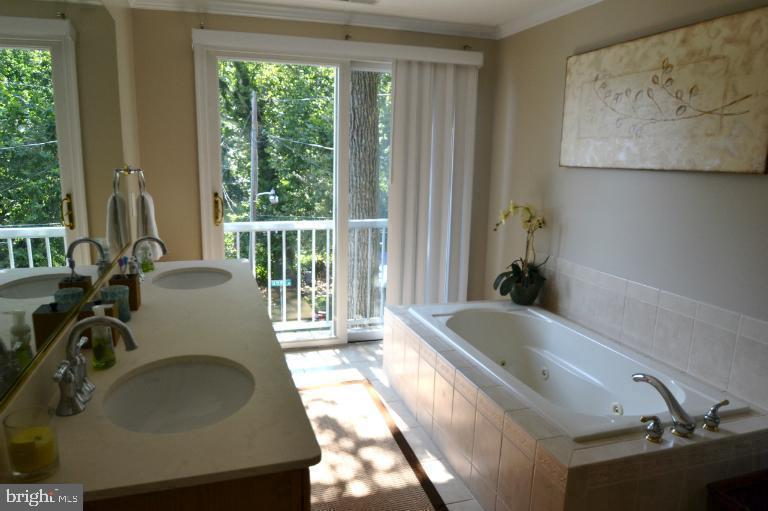 340 Severn Road Crownsville, MD 21032 - Photo 8 of 35 Gallery Image 8