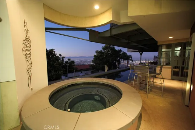 $5,200,000 | 3807 Crest Road, Rancho Palos Verdes, CA 90275