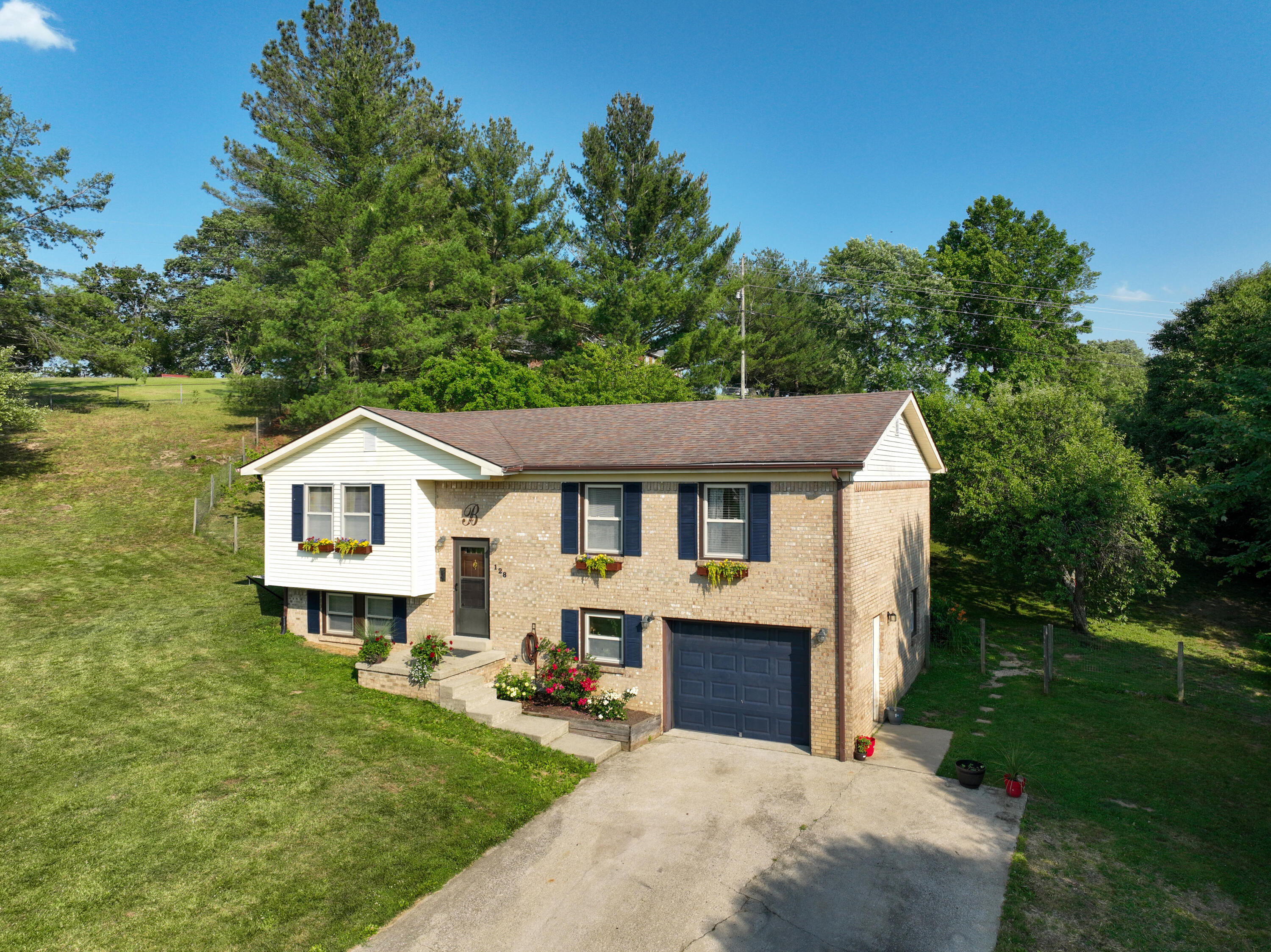 128 Johnson Road Berea, KY 40403 - Photo 62 of 86 DJI_0018