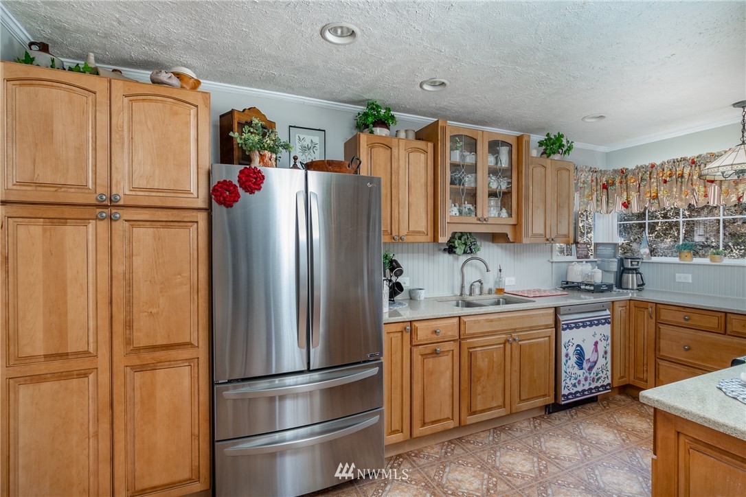1474 North View Road Oak Harbor, WA 98277 - Photo 13 of 40 Gallery Image 13