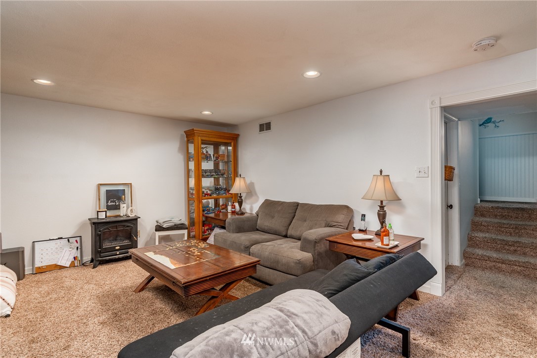 1474 North View Road Oak Harbor, WA 98277 - Photo 25 of 40 Gallery Image 25