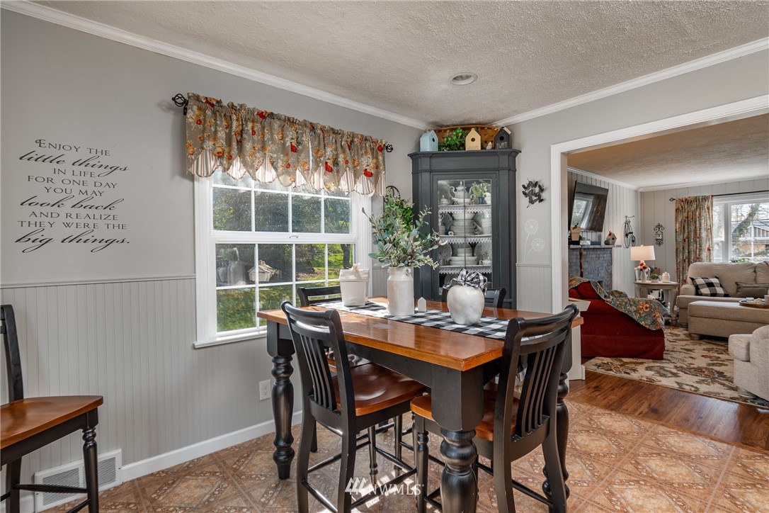 1474 North View Road Oak Harbor, WA 98277 - Photo 8 of 40 Gallery Image 8