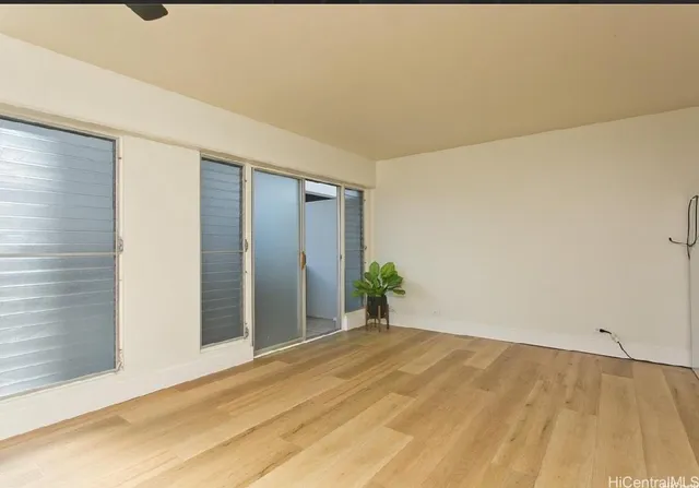 $1,795 | 909 University Avenue, Unit 211, Honolulu, HI 96826
