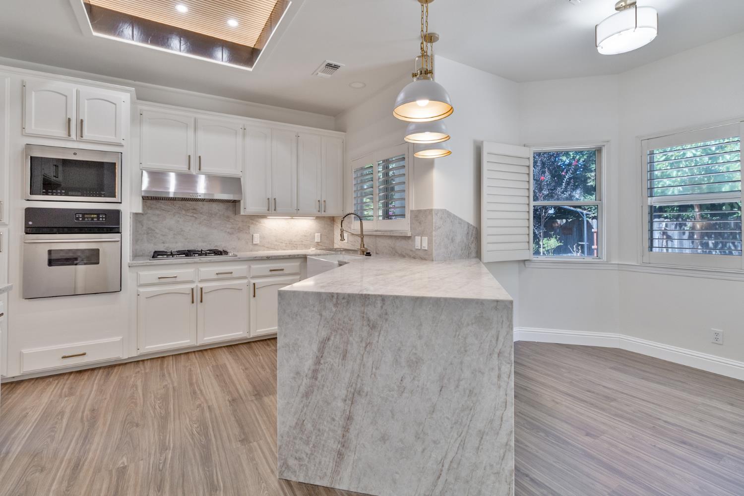 467 South Maple Drive Reedley, CA 93654 - Photo 16 of 65