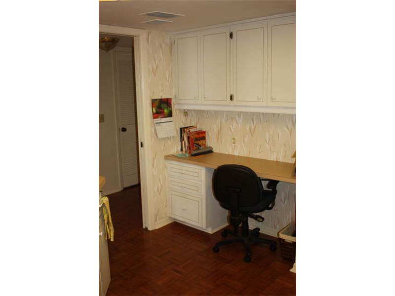 1850 Bay Road, Unit PHB Vero Beach, FL 32963 - Photo 12 of 25 Gallery Image 12
