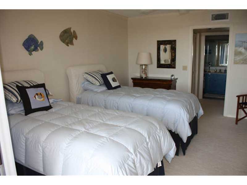 1850 Bay Road, Unit PHB Vero Beach, FL 32963 - Photo 14 of 25 Gallery Image 14