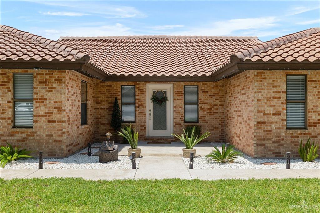 304 Ric Mar Street Edinburg, TX 78541 - Photo 2 of 24