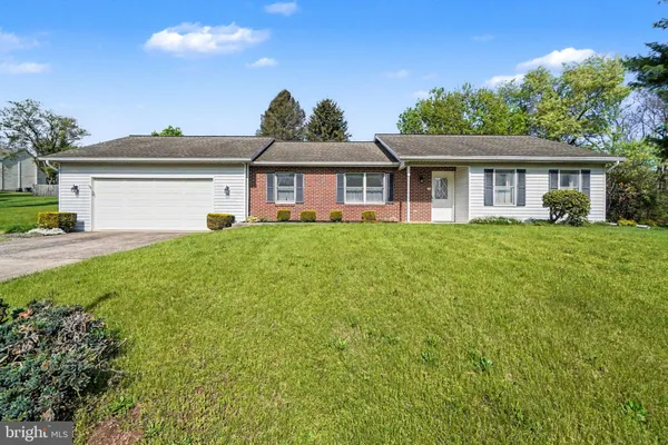 $325,000 | 280 Shatto Drive, Carlisle, PA 17013