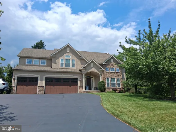 $975,000 | 121 Pinetown Road, Norristown, PA 19403