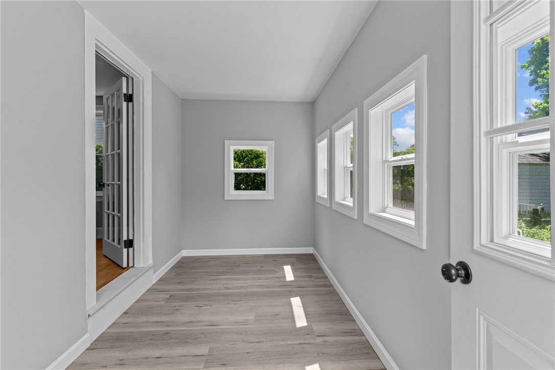 28 Ferrier Drive Warwick, RI 02888 - Photo 19 of 38