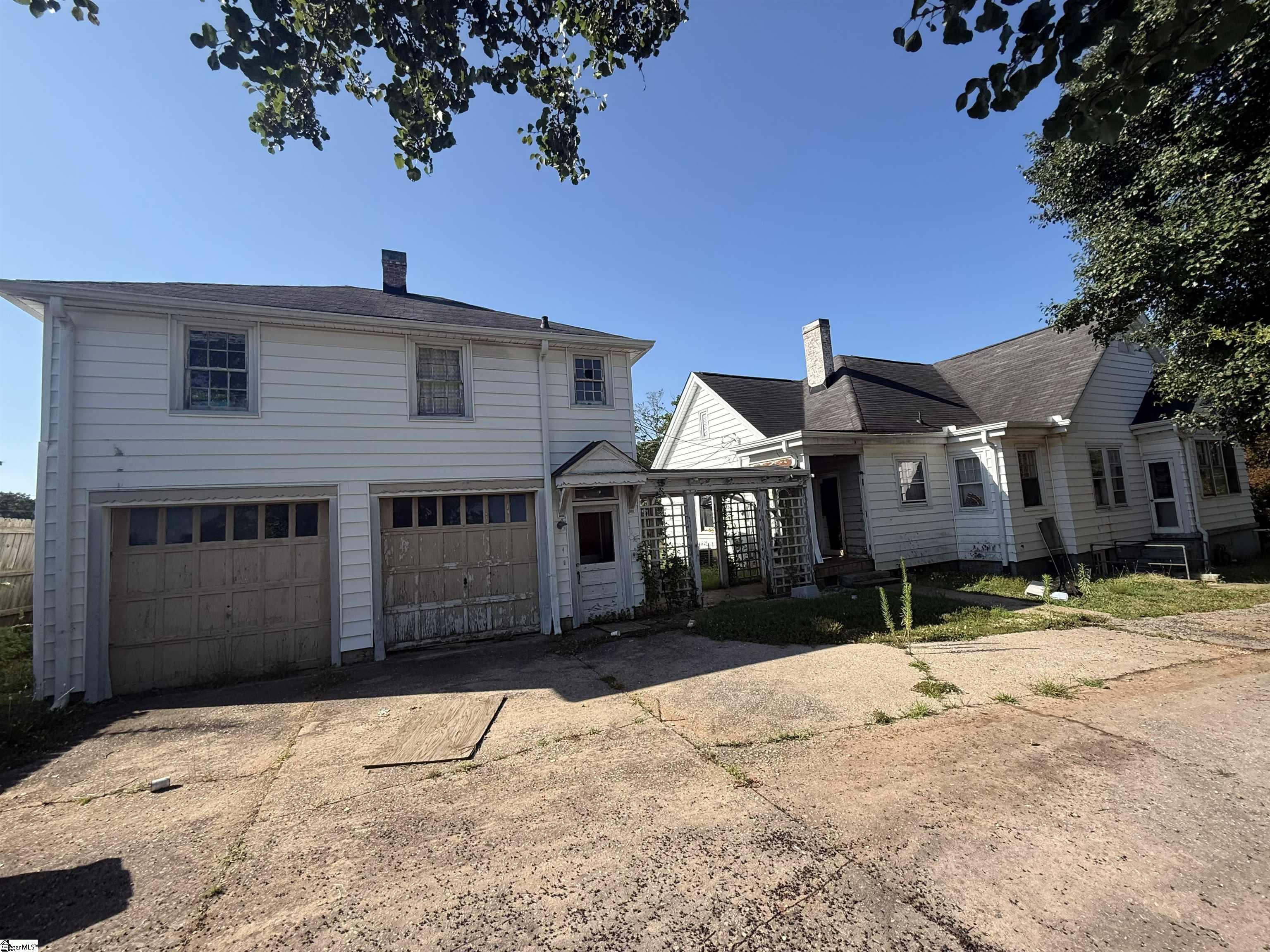 105 South 5th Street Easley, SC 29640 - Photo 2 of 14