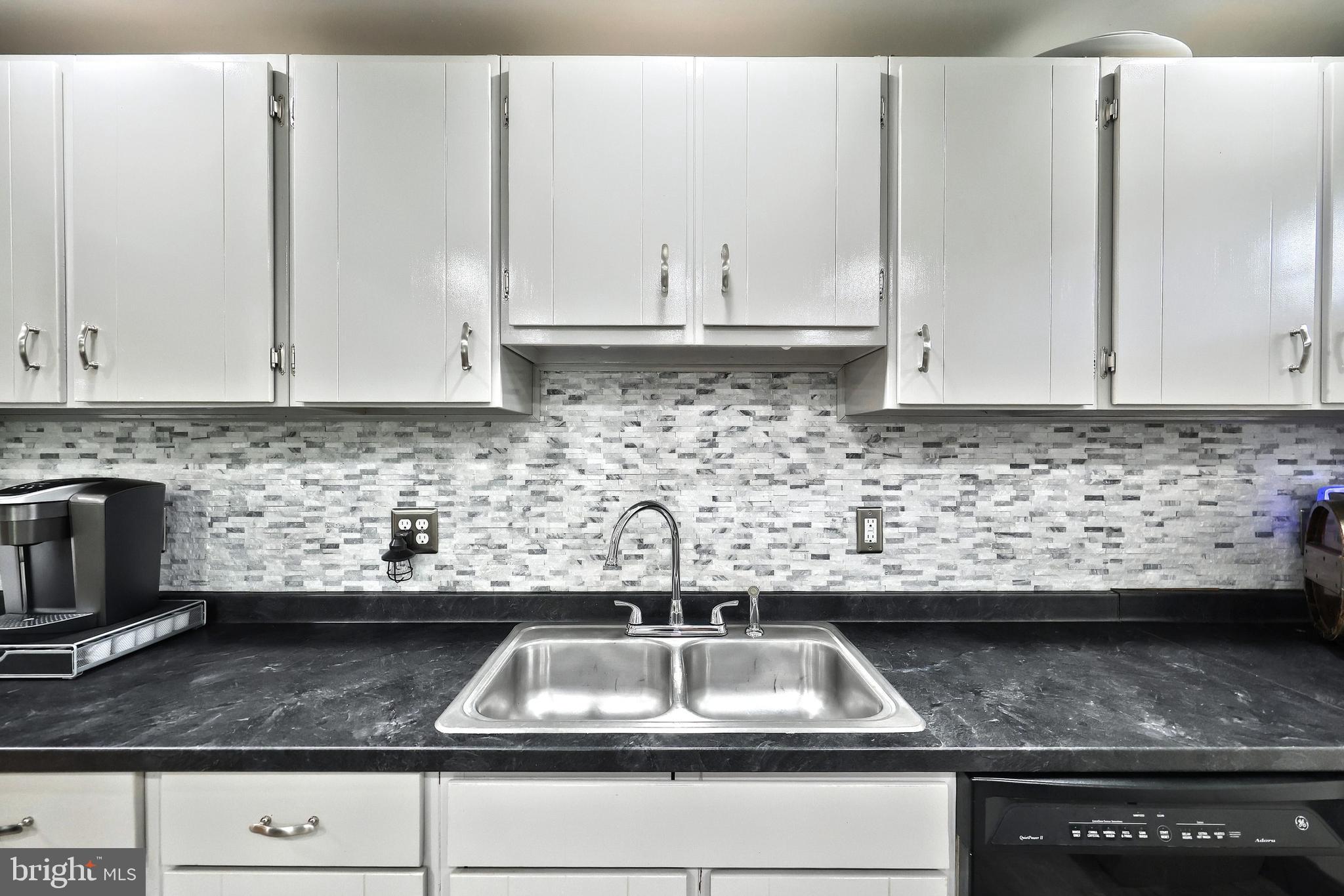 281 Middle River Road Brogue, PA 17309 - Photo 31 of 51 Tile Back Splash