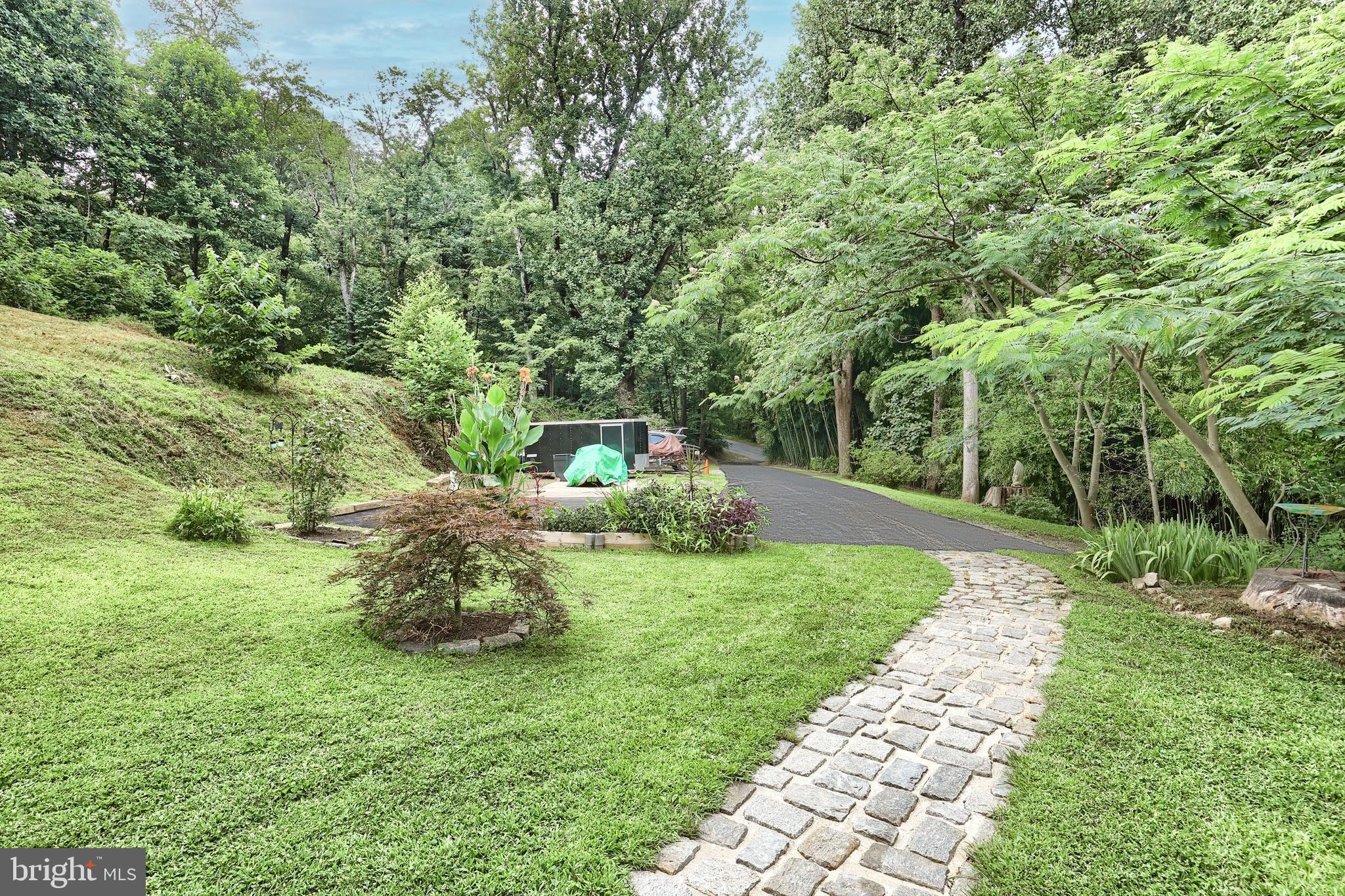 281 Middle River Road Brogue, PA 17309 - Photo 7 of 51 Cobblestone Walkway
