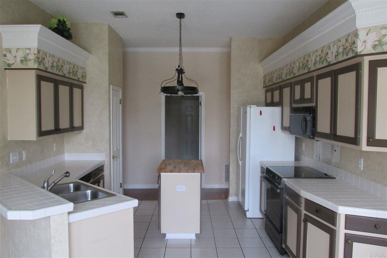 7208 Riverview Road Navarre, FL 32566 - Photo 10 of 43