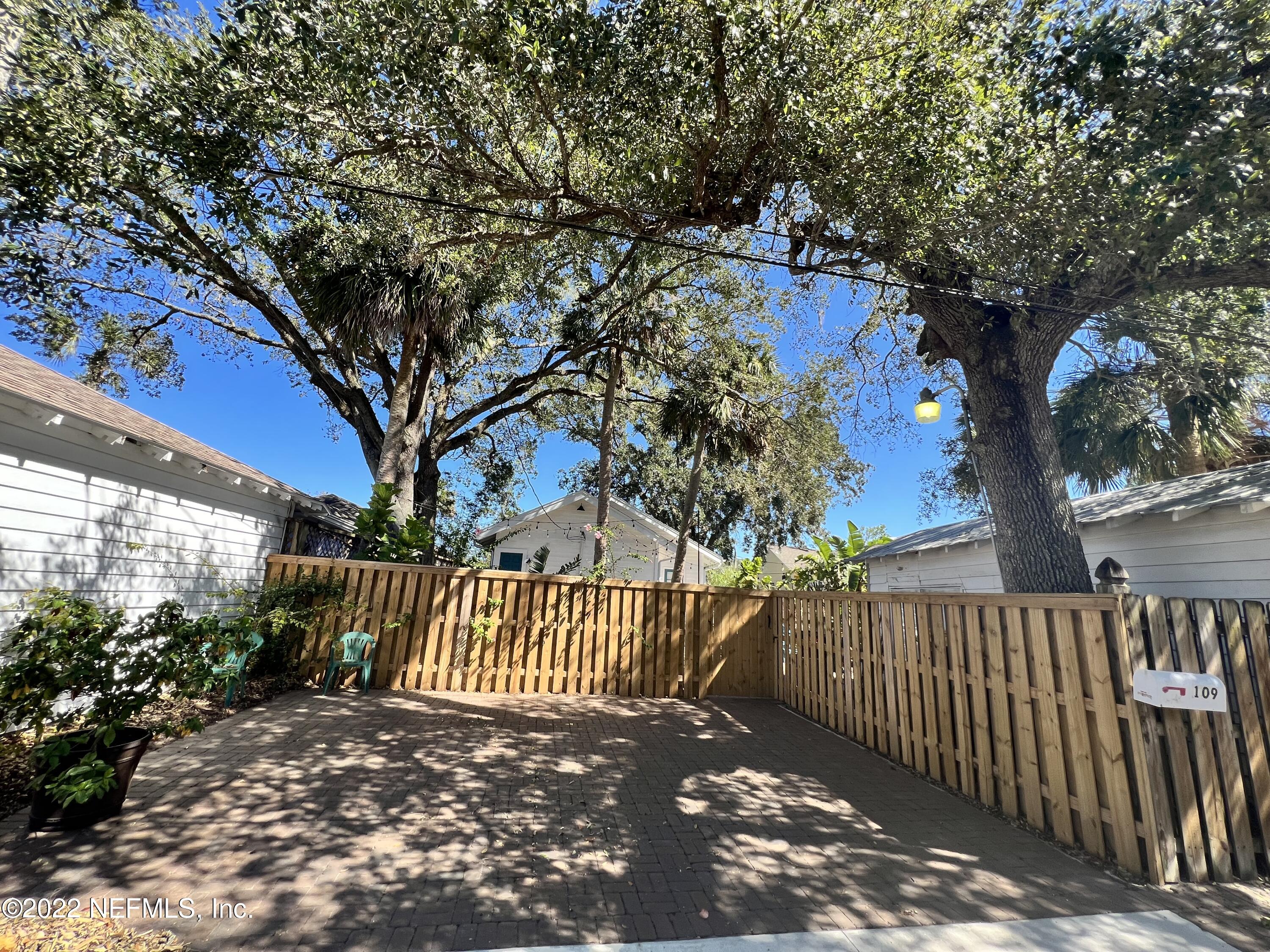 109 Washington Street St. Augustine, FL 32084 - Photo 20 of 31 Two Car Parking