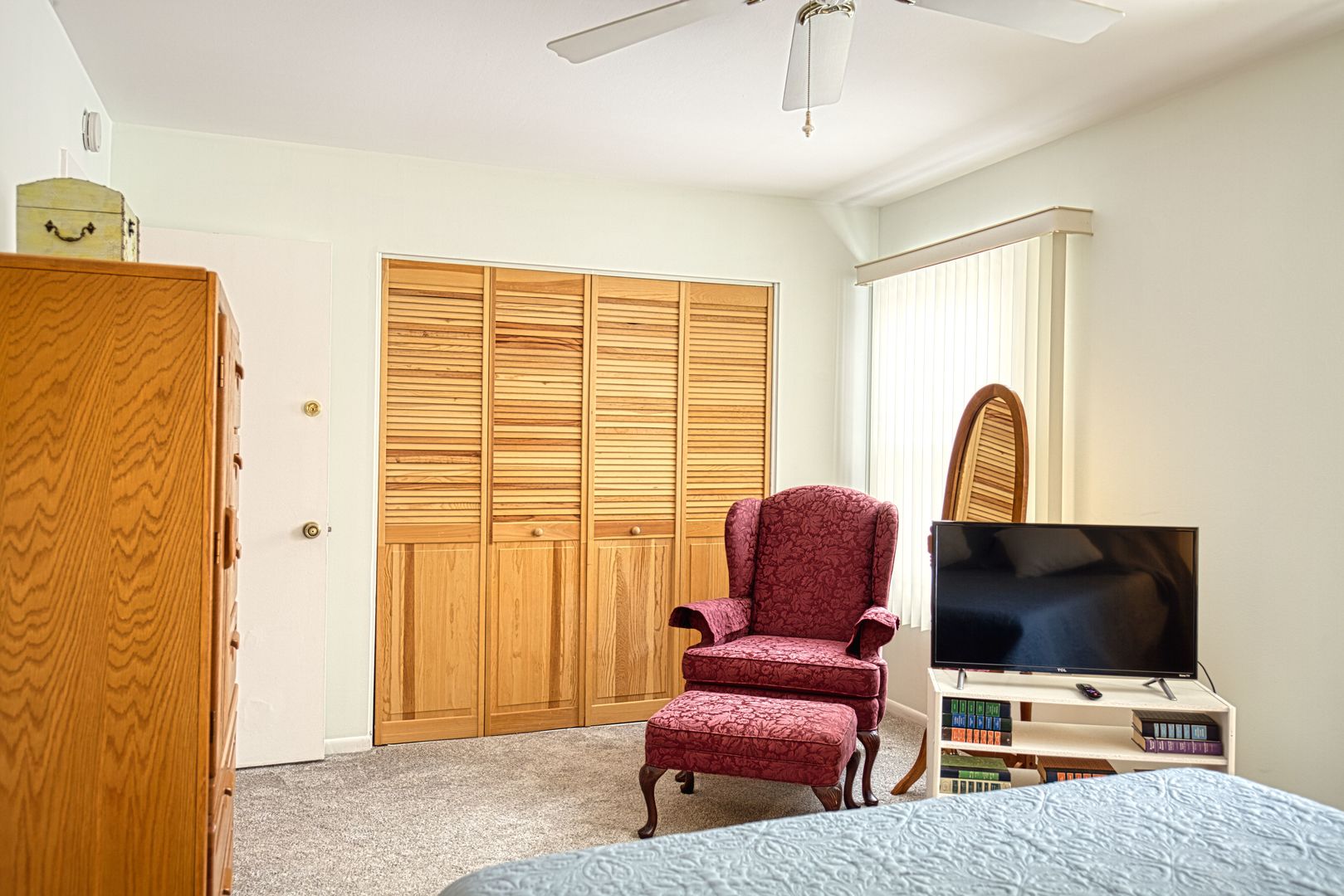 837 Pahl Road, Unit 837 Elk Grove Village, IL 60007 - Photo 13 of 26