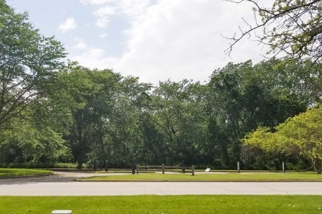 837 Pahl Road, Unit 837 Elk Grove Village, IL 60007 - Photo 21 of 26