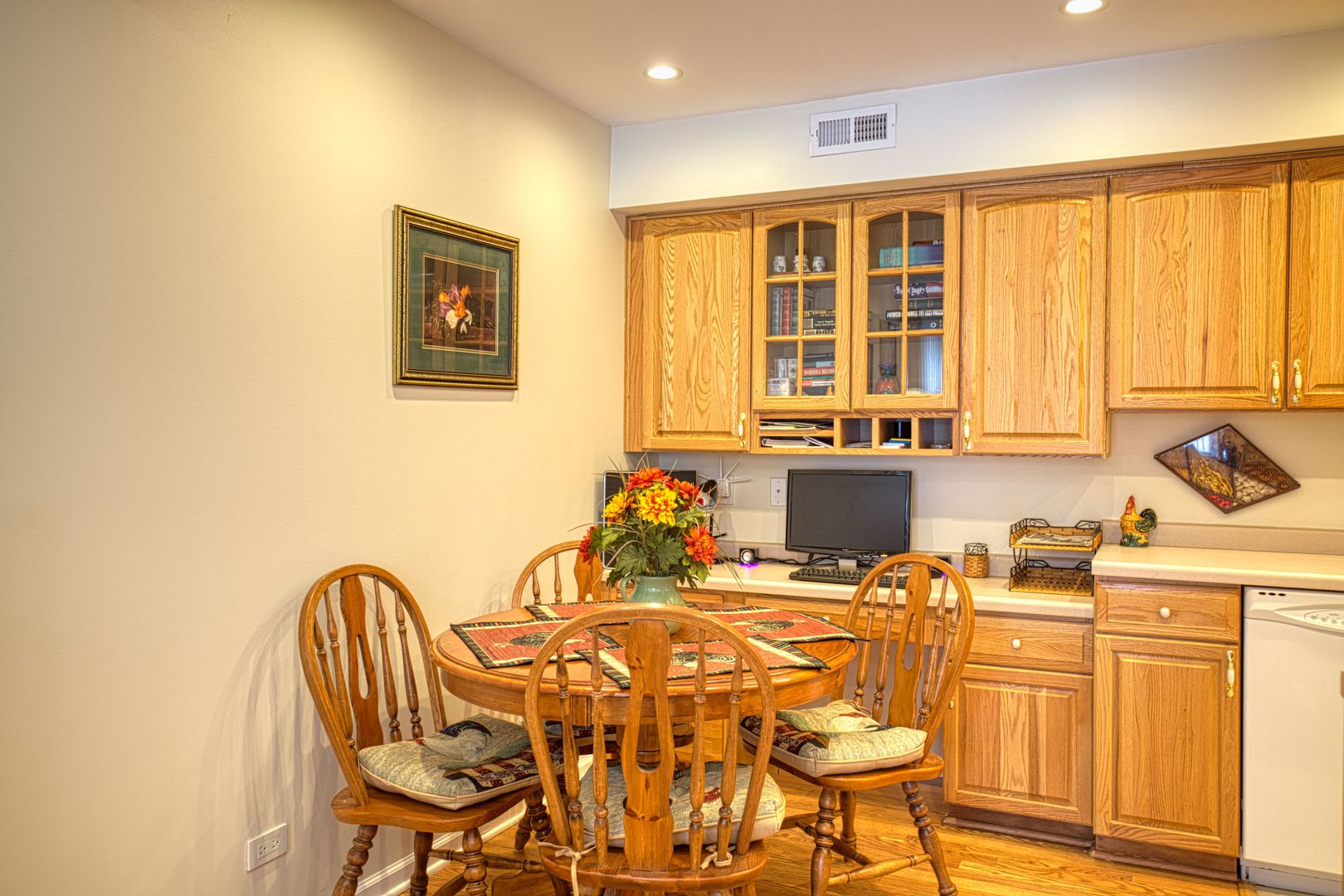 837 Pahl Road, Unit 837 Elk Grove Village, IL 60007 - Photo 9 of 26