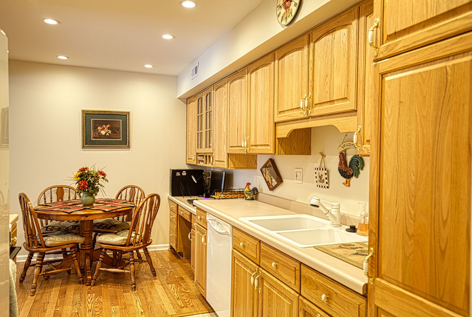 837 Pahl Road, Unit 837 Elk Grove Village, IL 60007 - Photo 10 of 26