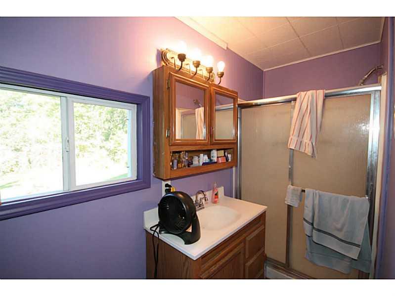 988 Jonesville Road Columbus, IN 47201 - Photo 9 of 15 Gallery Image 9