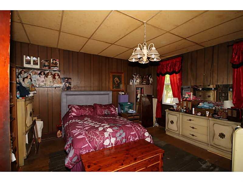 988 Jonesville Road Columbus, IN 47201 - Photo 10 of 15 Gallery Image 10