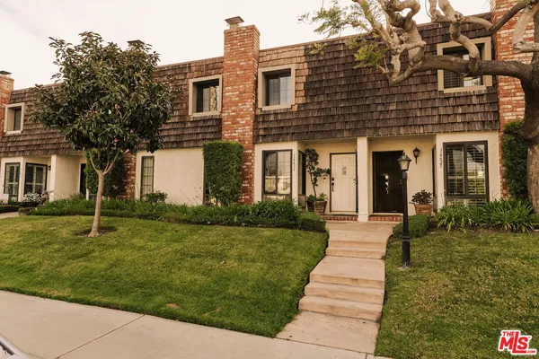 $885,000 | 16631 Algonquin Street, Huntington Beach, CA 92649