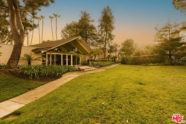 $885,000 | 16631 Algonquin Street, Huntington Beach, CA 92649