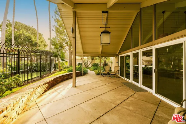 $885,000 | 16631 Algonquin Street, Huntington Beach, CA 92649