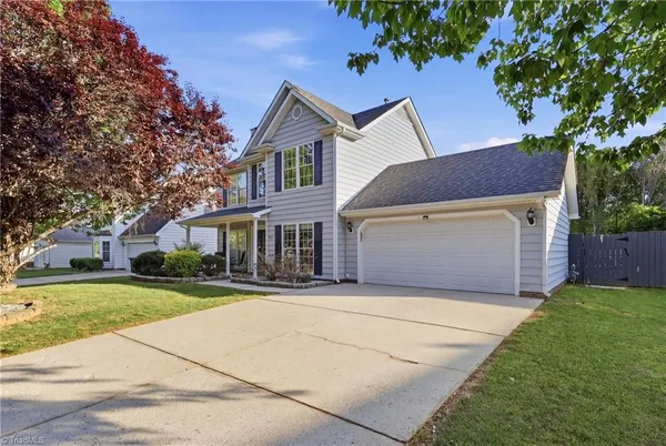 $435,000 | 5911 Highland Grove Drive, Summerfield, NC 27358