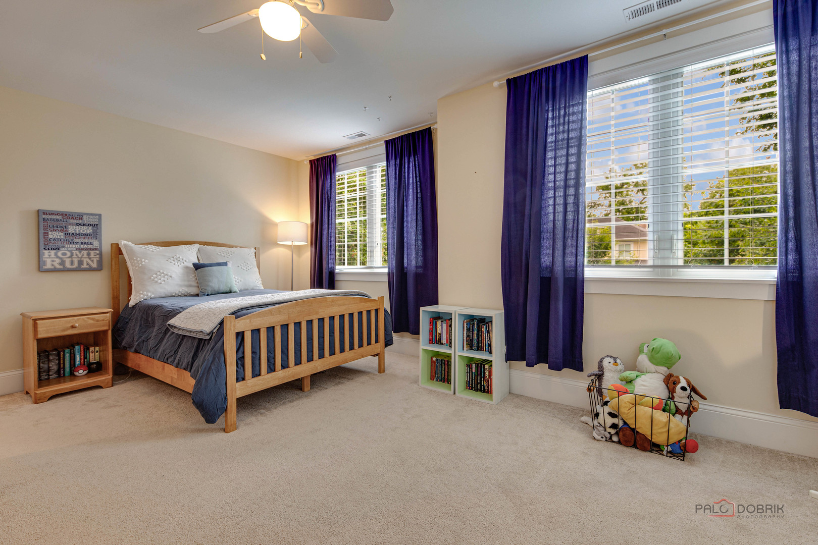 192 Gage Road Riverside, IL 60546 - Photo 31 of 56 a bedroom with a bed and a window