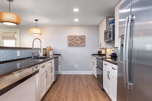 $1,750,000 | 28 Palm Beach Avenue, Narragansett, RI 02882