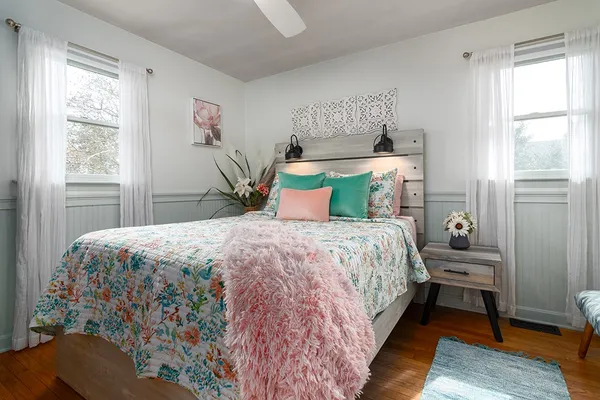 $1,750,000 | 28 Palm Beach Avenue, Narragansett, RI 02882