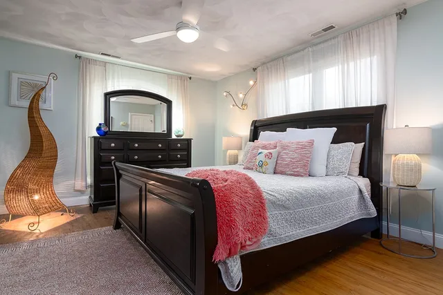 $1,750,000 | 28 Palm Beach Avenue, Narragansett, RI 02882