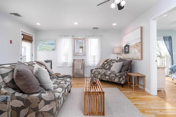 $1,750,000 | 28 Palm Beach Avenue, Narragansett, RI 02882