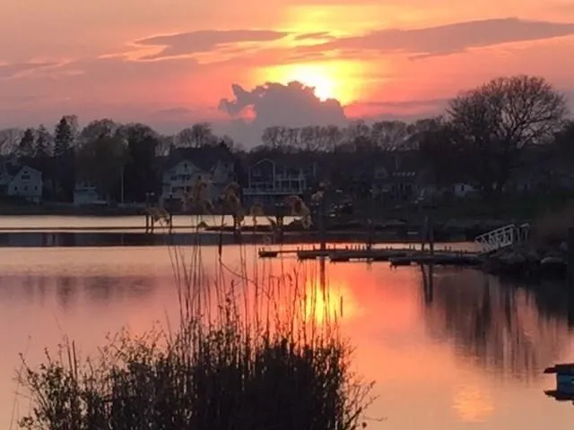 $1,750,000 | 28 Palm Beach Avenue, Narragansett, RI 02882