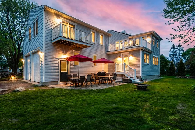 $1,750,000 | 28 Palm Beach Avenue, Narragansett, RI 02882