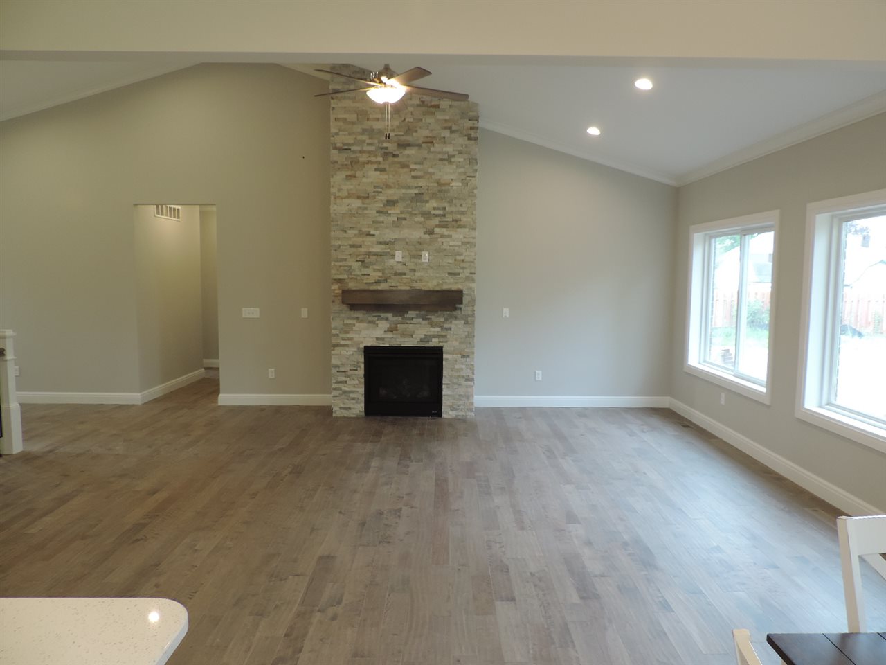 53200 Dequindre Road Utica, MI 48316 - Photo 7 of 56 50011860-6.JPG