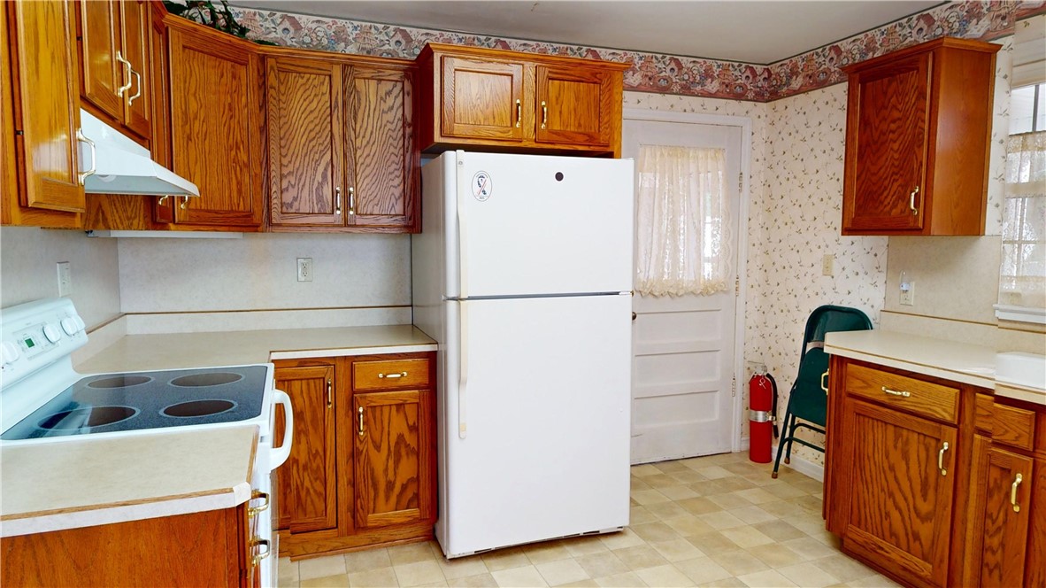 206 Ridgeview Street Danville, IL 61832 - Photo 8 of 27 Gallery Image 8