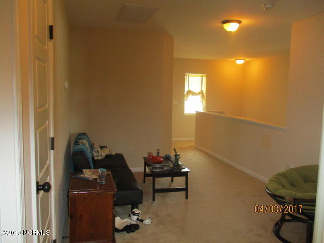 104 Stone Gate Jacksonville, NC 28546 - Photo 12 of 23 20170406010834722616000000-o