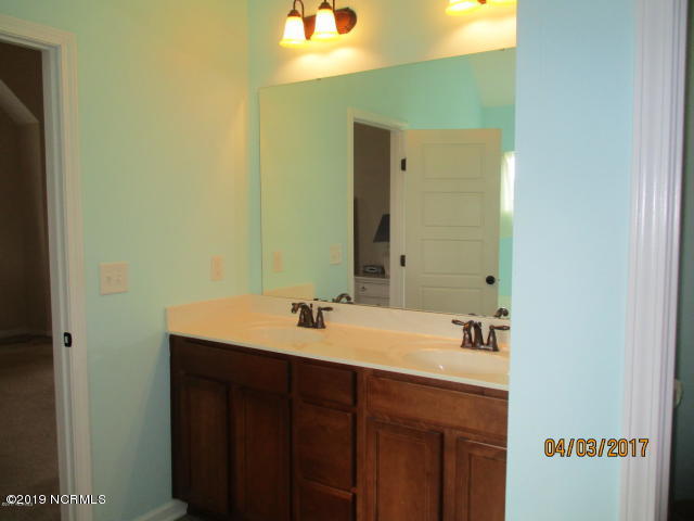 104 Stone Gate Jacksonville, NC 28546 - Photo 20 of 23 20170406010749965104000000-o