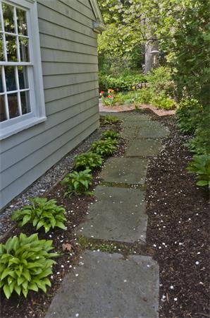 15 Thackeray Road Wellesley, MA 02481 - Photo 3 of 30