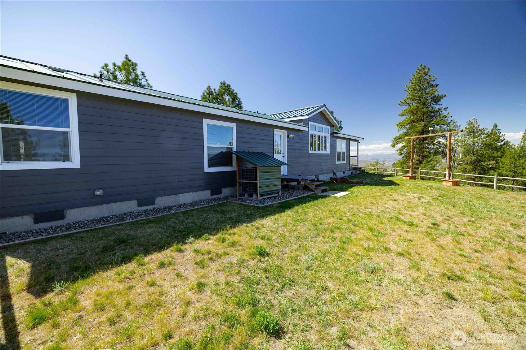 23 Razor Road Tonasket, WA 98855 - Photo 15 of 33