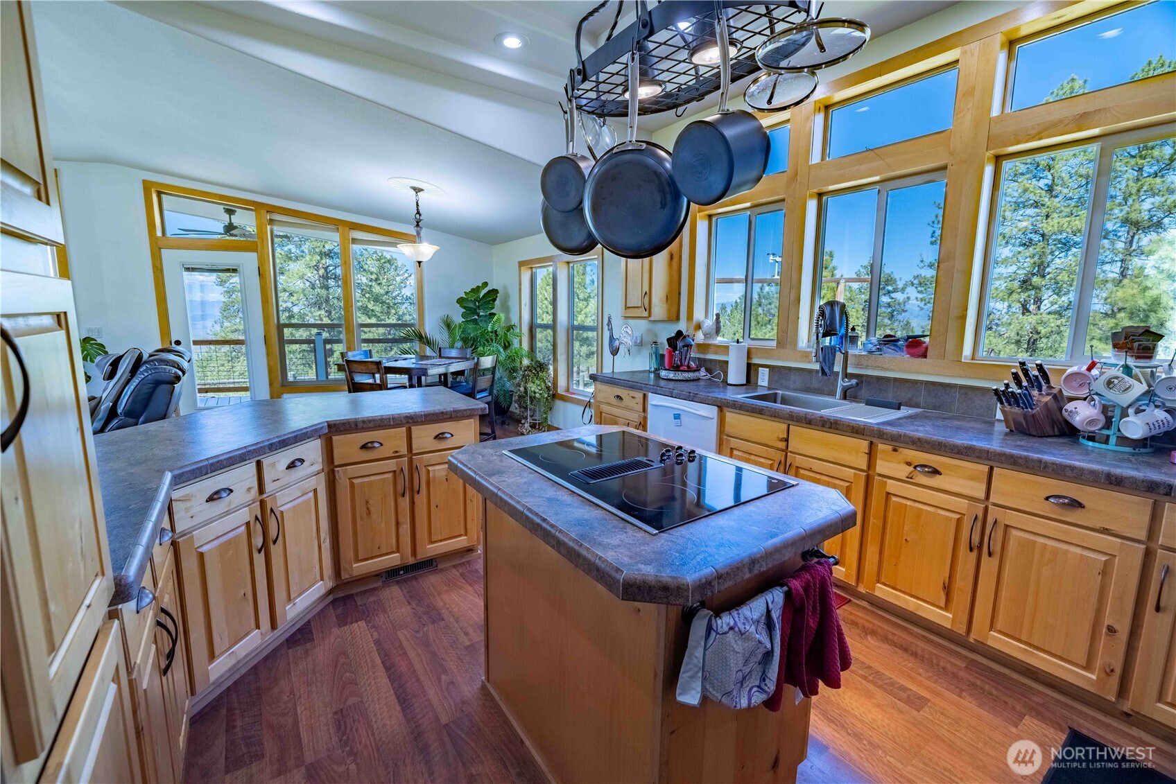 23 Razor Road Tonasket, WA 98855 - Photo 6 of 33
