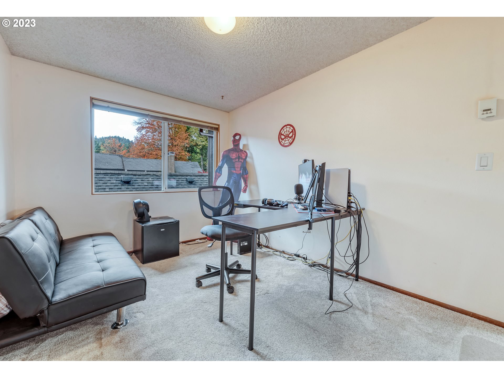 109 Westbrook Way Eugene, OR 97405 - Photo 23 of 36 a view of a livingroom with furniture and a window