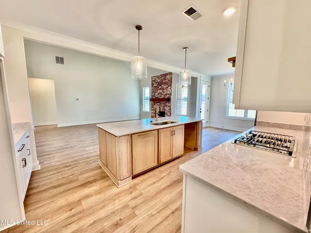 $499,900 | 1755 Bakersfield Way, Nesbit, MS 38651