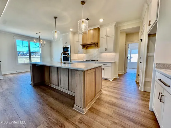 $545,000 | 1755 Bakersfield Way, Nesbit, MS 38651