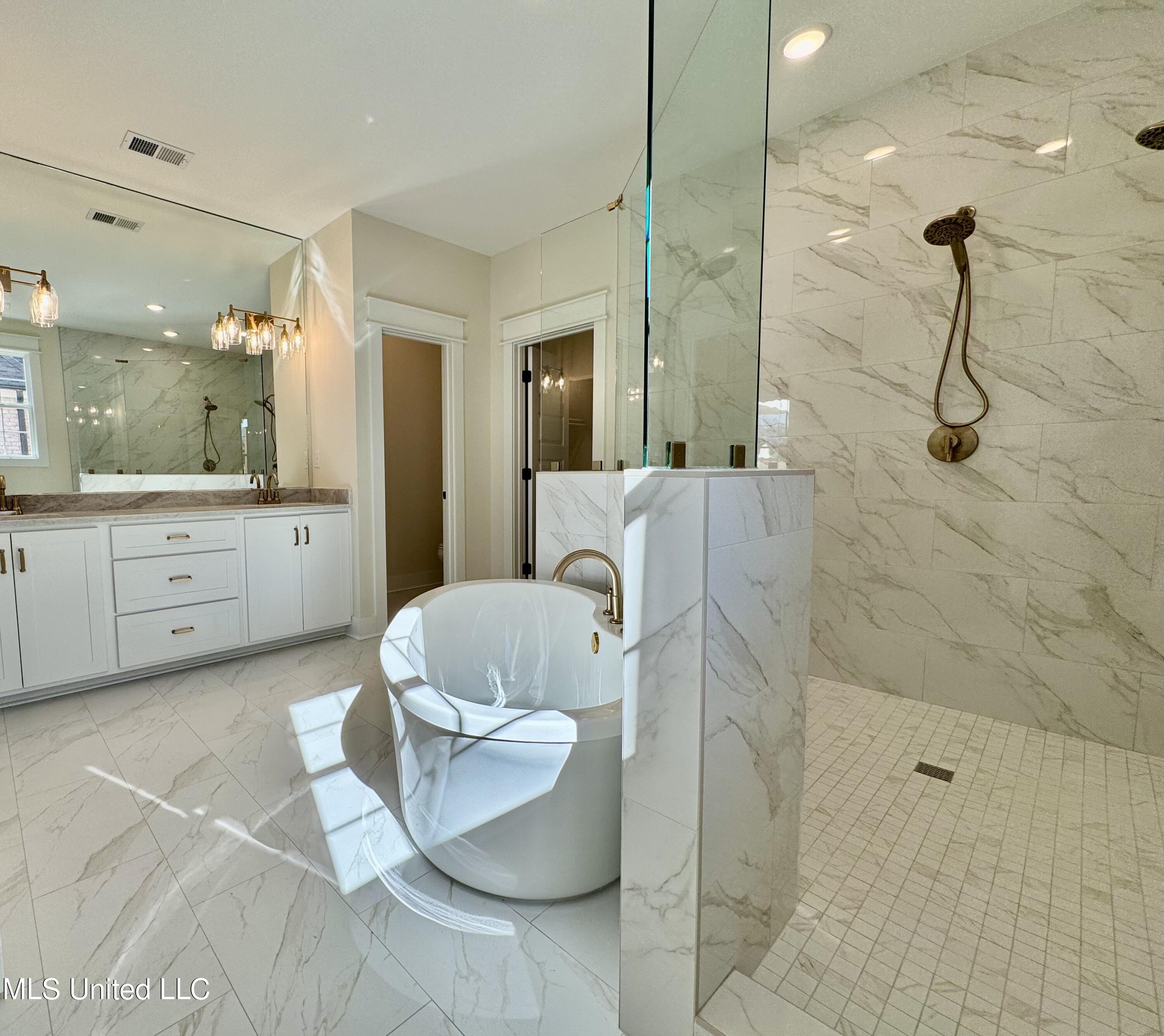 1755 Bakersfield Way Nesbit, MS 38651 - Photo 27 of 46 IMG_4696