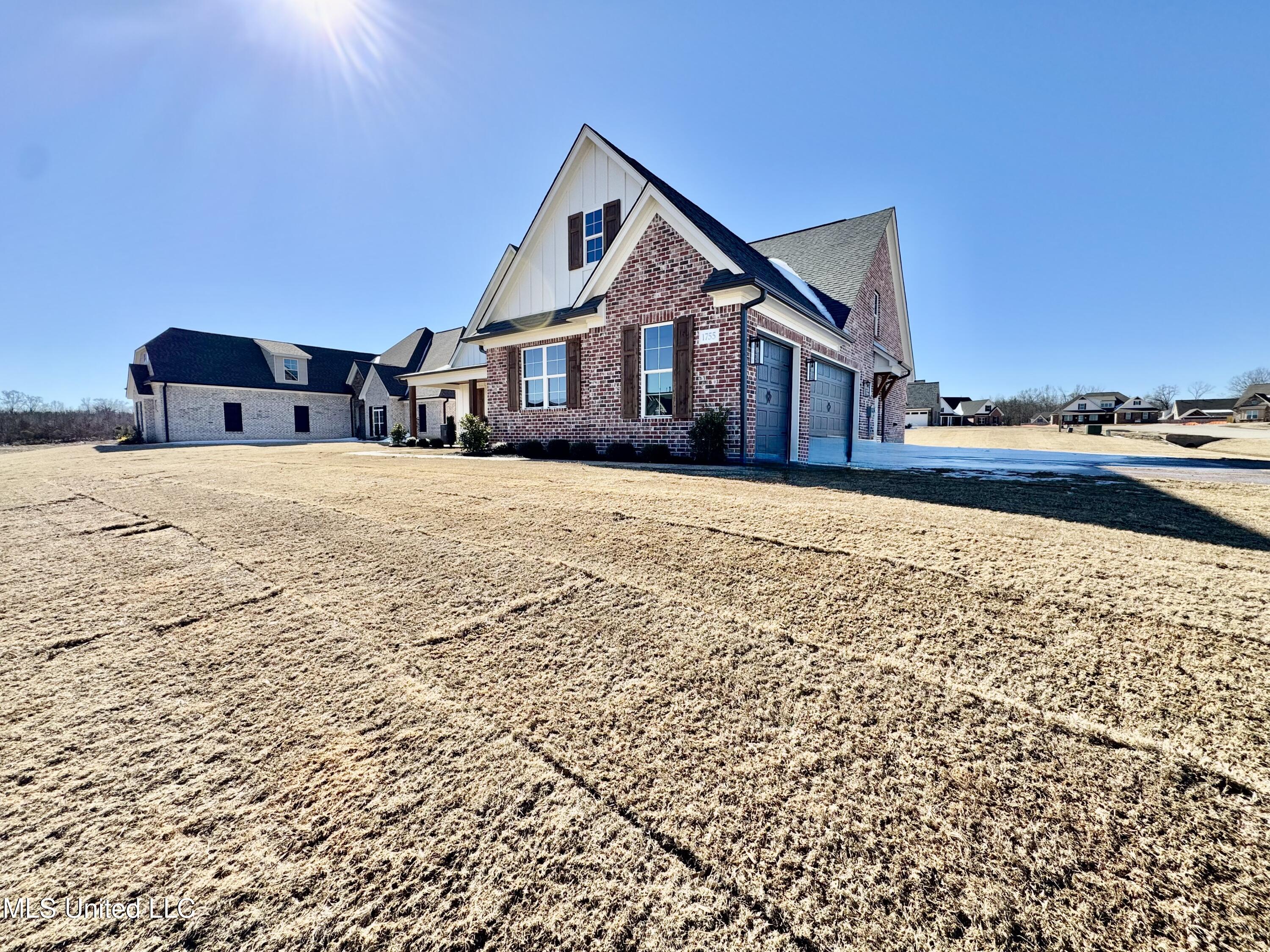 1755 Bakersfield Way Nesbit, MS 38651 - Photo 3 of 41 IMG_4721